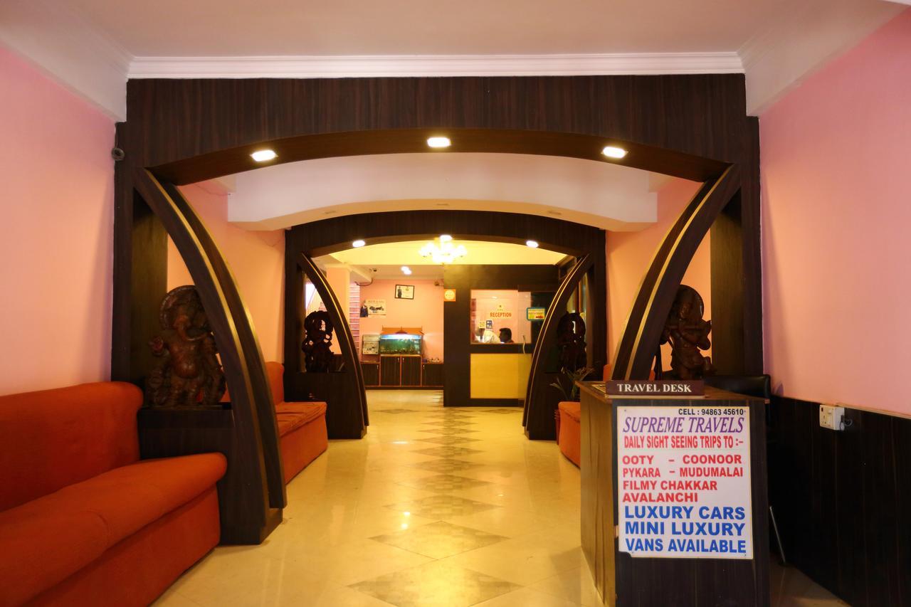 Hotel Charring Cross Ooty Bagian luar foto